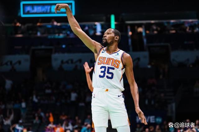 杜兰特在瑞士队比赛中连败，突破纪录引发热议！